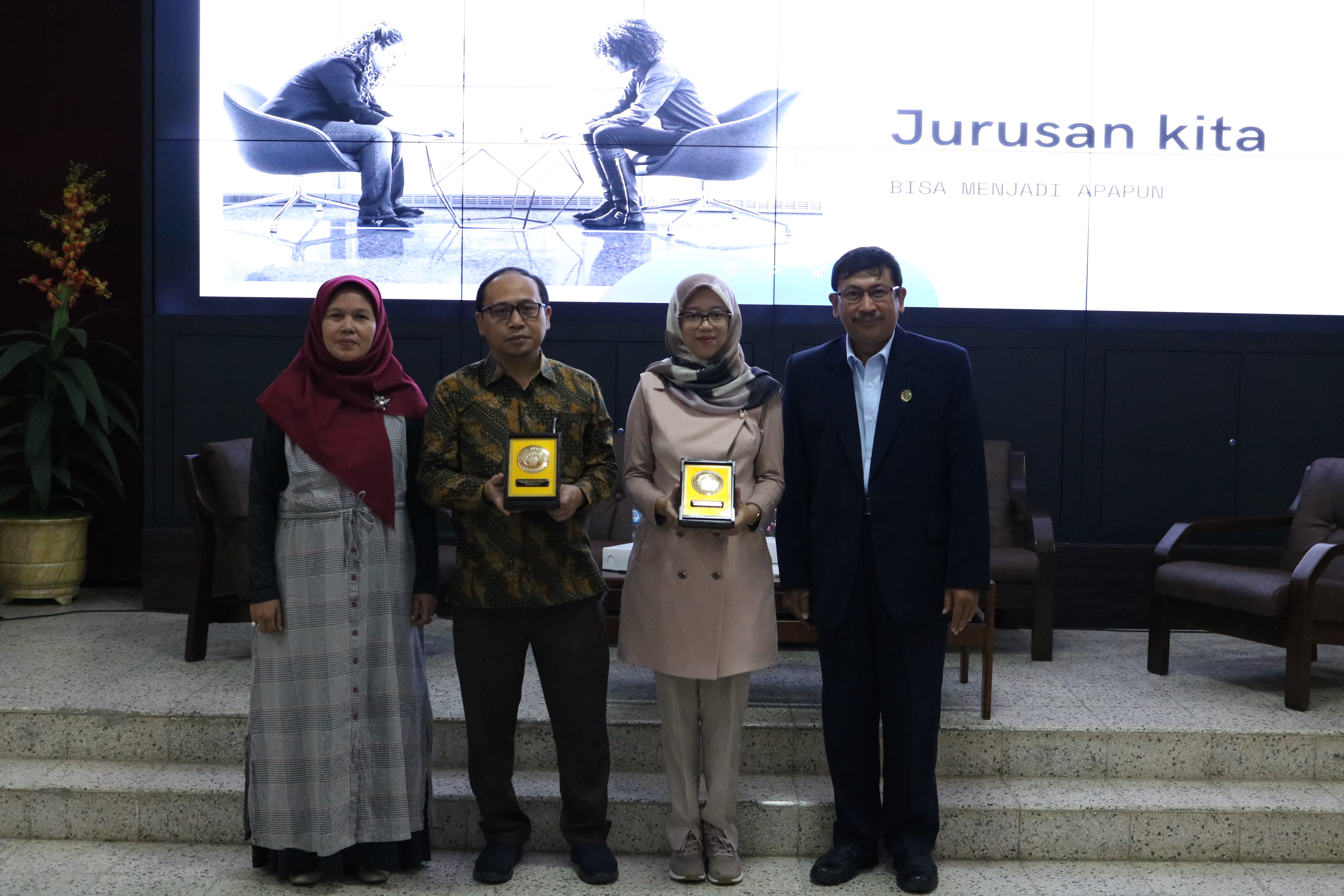 Kuliah Tamu dalam rangka menyiapkan karir lulusan mahasiswa Administrasi Pendidikan