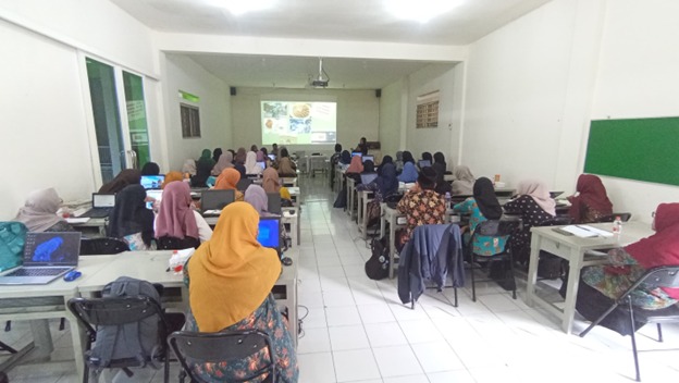 Kuliah Publik di SD Ummu Aiman Lawang Bahas Penelitian Tindakan Kelas dan Penulisan Karya Ilmiah Berbasis Teknologi
