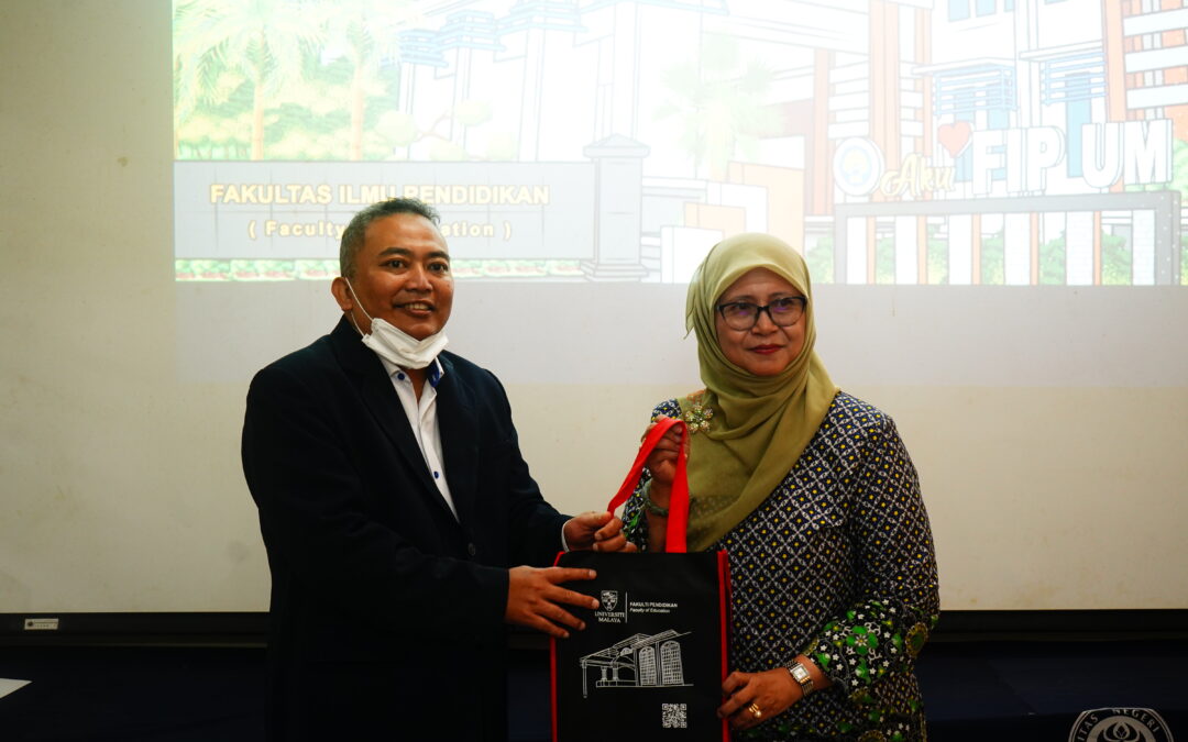 Guest Lecture bertema “Academic Culture of University Malaya” Oleh Prof. Dr. Zuraidah Binti Abdullah Dari University Malaya
