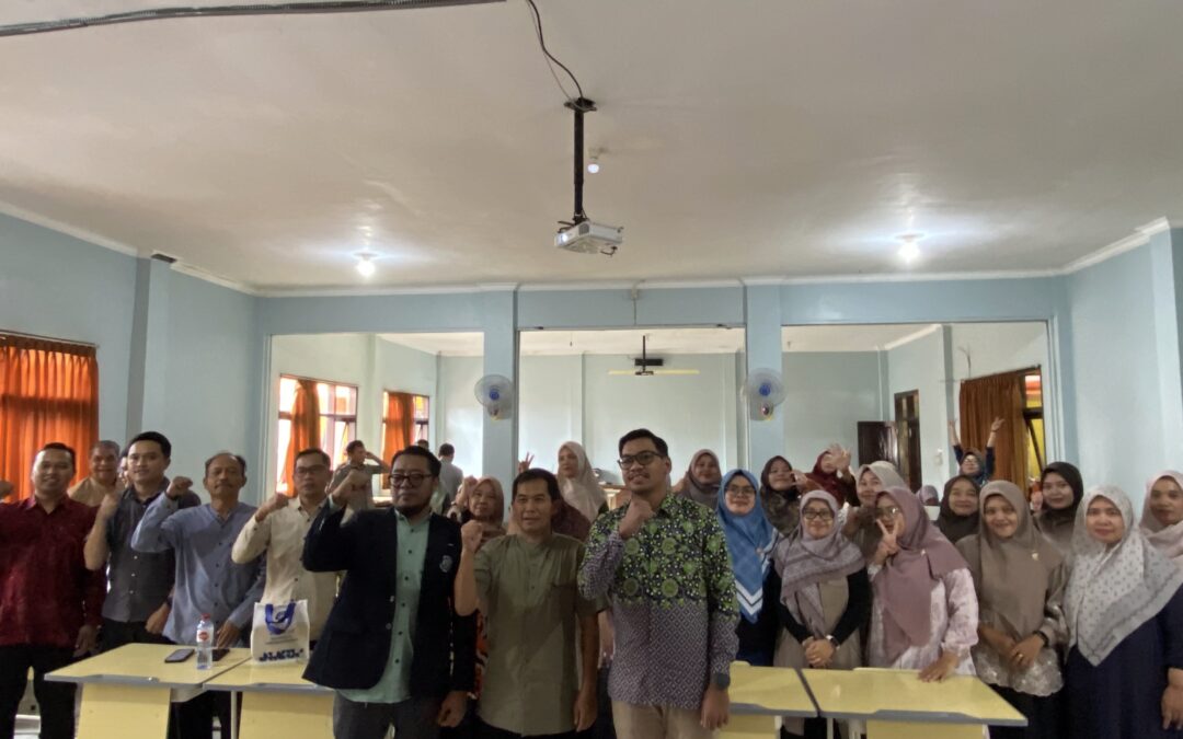 Dosen Departemen Manajemen Pendidikan UM Selenggarakan Pelatihan Literasi Digital Berbasis AI Guna Mewujudkan Pendidikan Berkualitas di SMK Widya Dharma Turen